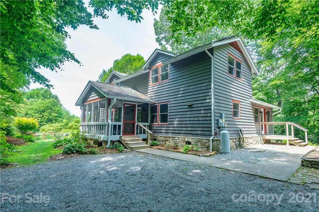 225 Stonehill Drive - Photo 1