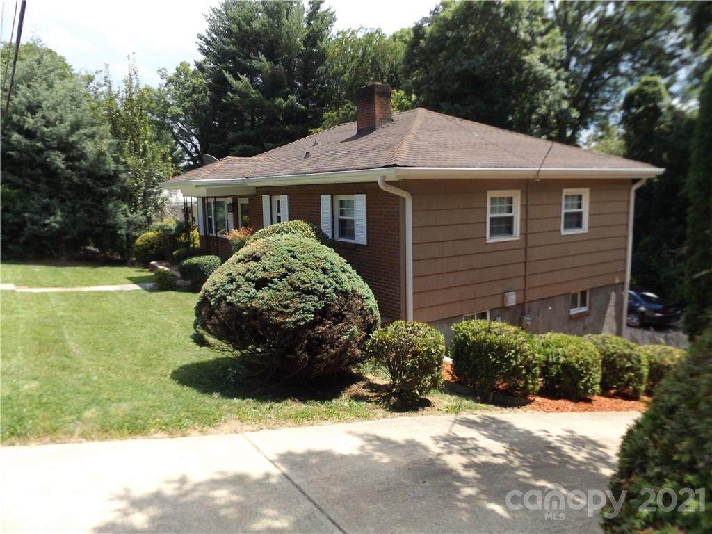 262 New Leicester Highway - Photo 1