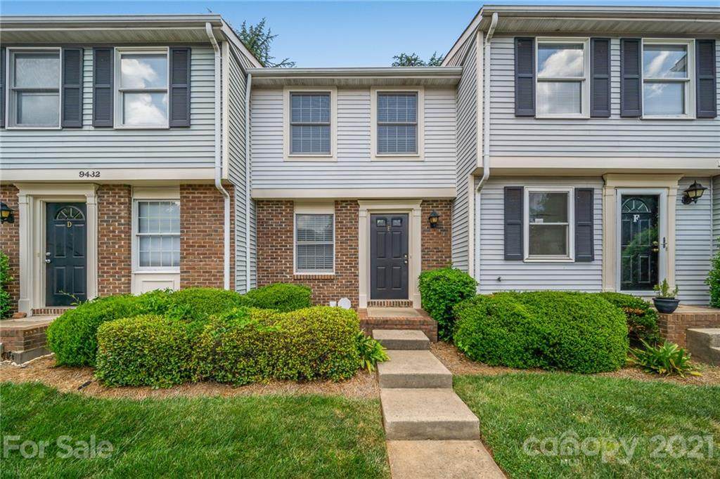 9432 Lexington Circle - Photo 1