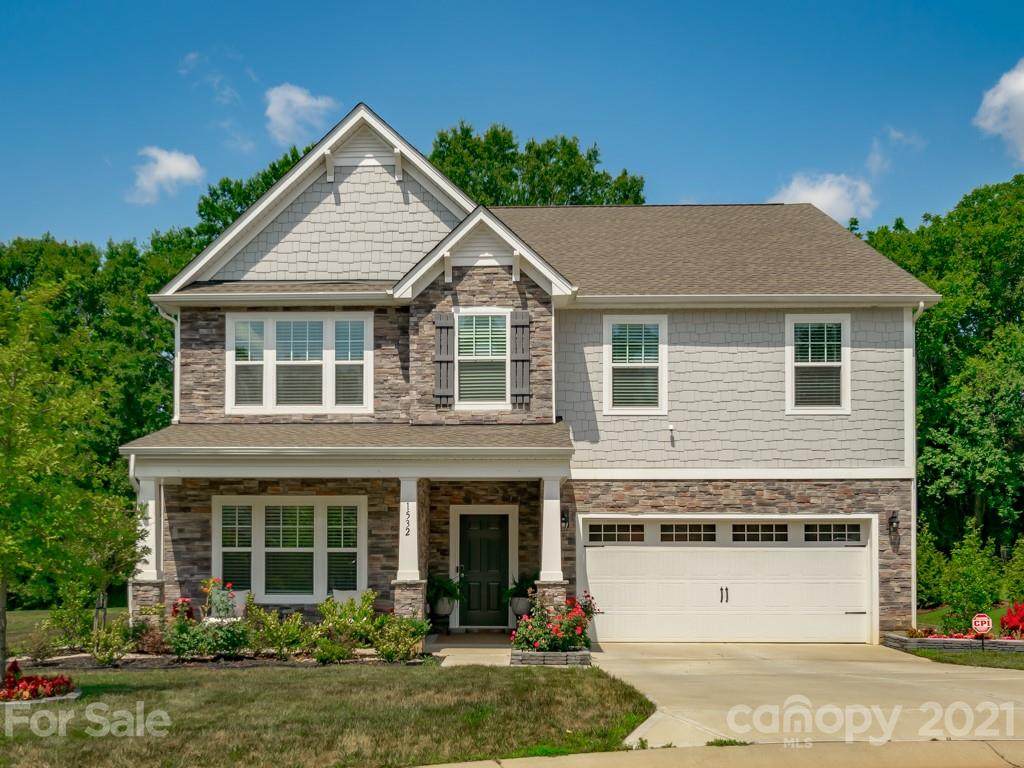 1532 Trevino Way - Photo 1