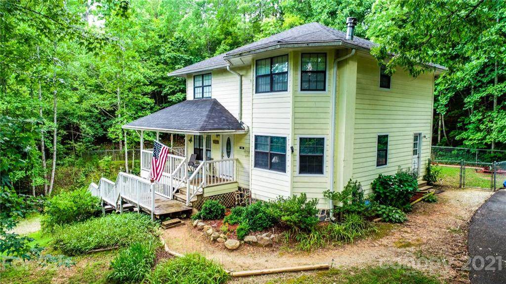 106 Rose Drive - Photo 1