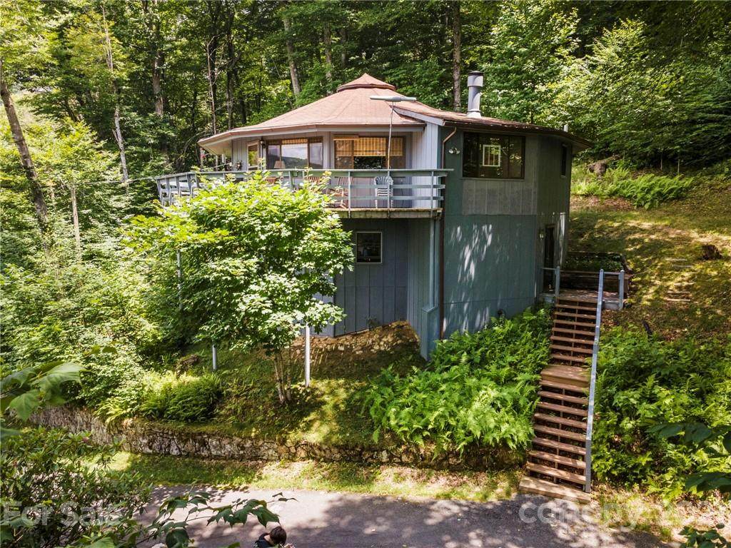 257 Glenaire Drive - Photo 1