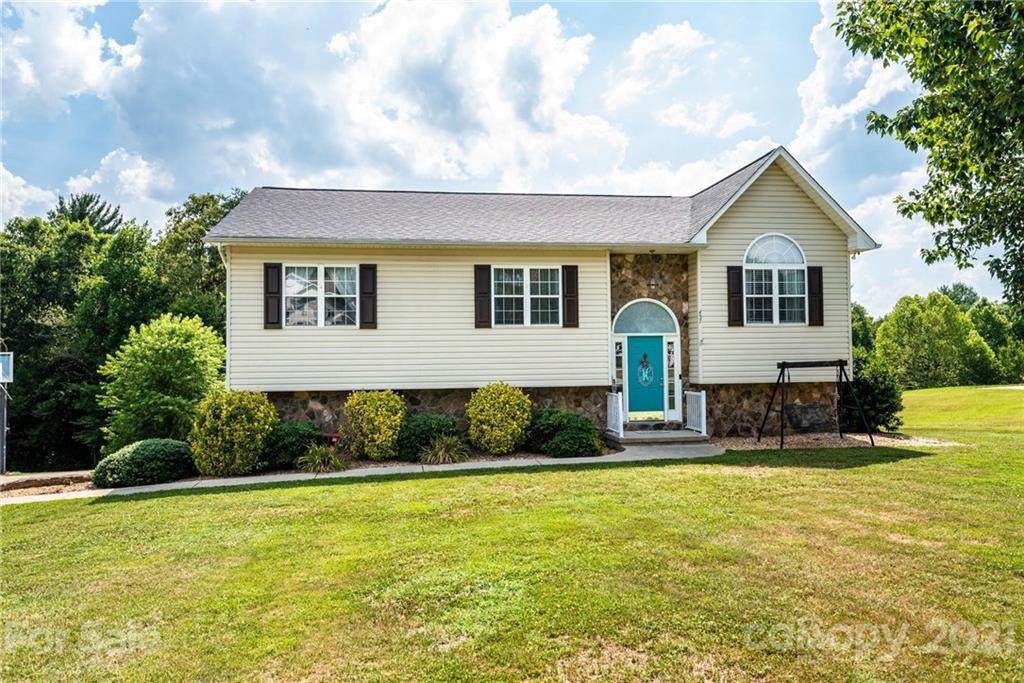 457 Meadowridge Drive - Photo 1