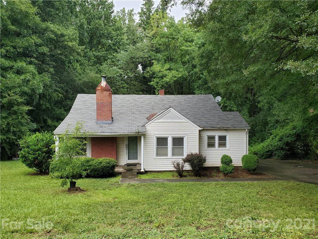 502 Queens Road - Photo 1