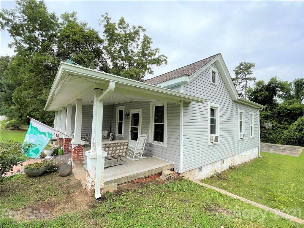 504 Green Street - Photo 1
