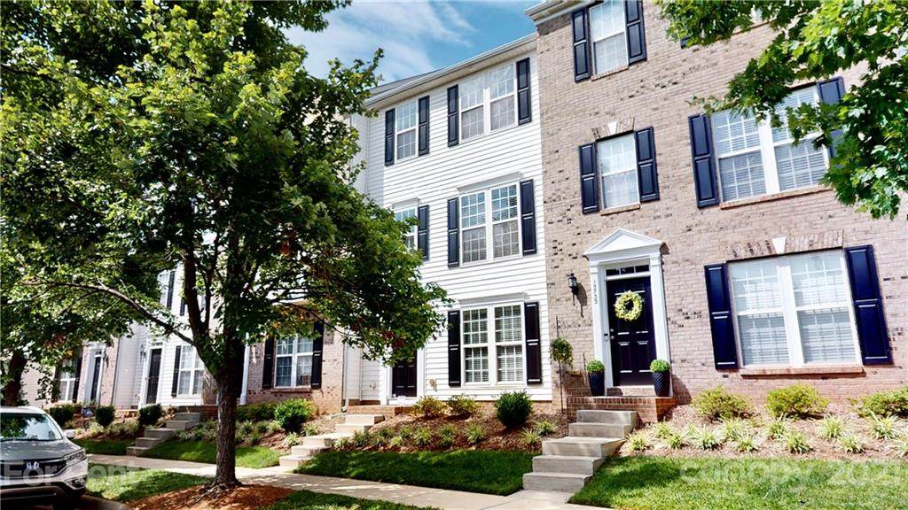 15729 Castle Watch Avenue - Photo 1