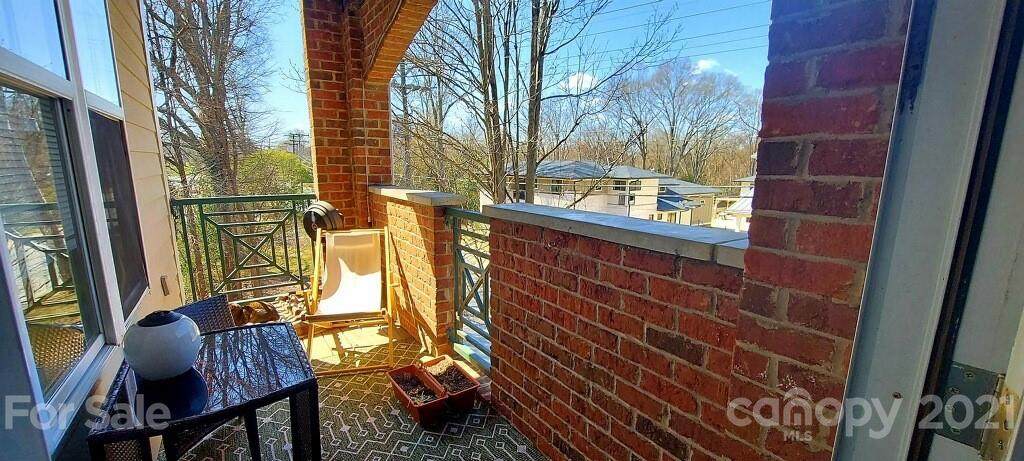 432 Watson Street - Photo 1