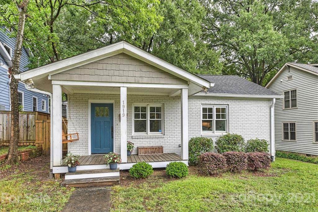 1919 Merriman Avenue - Photo 1