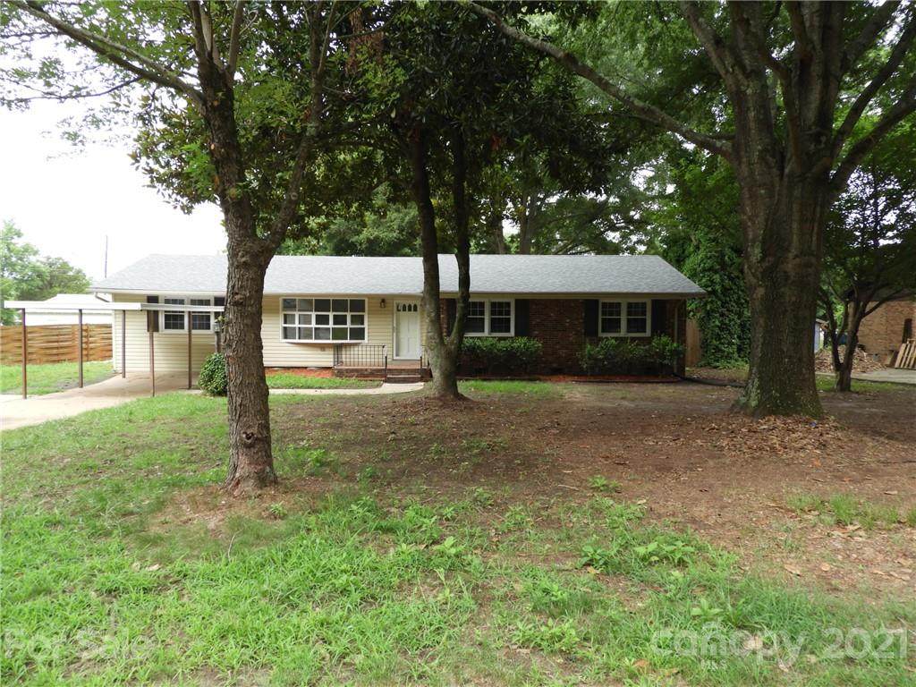 1822 Sulphur Springs Road - Photo 1