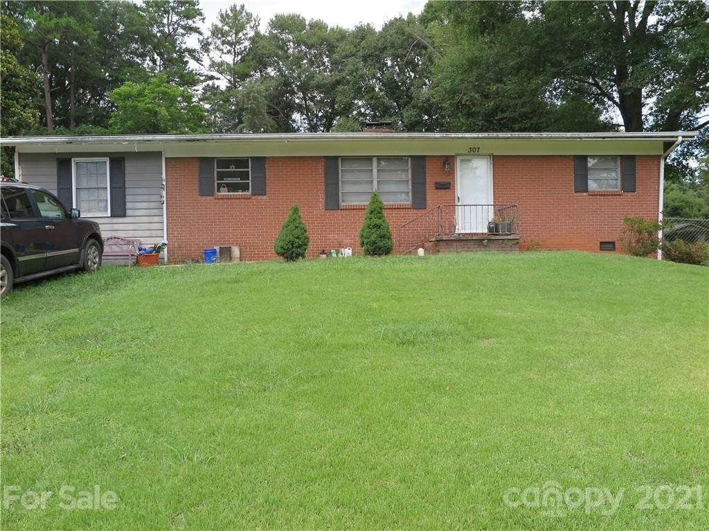 307 Gaston Avenue - Photo 1