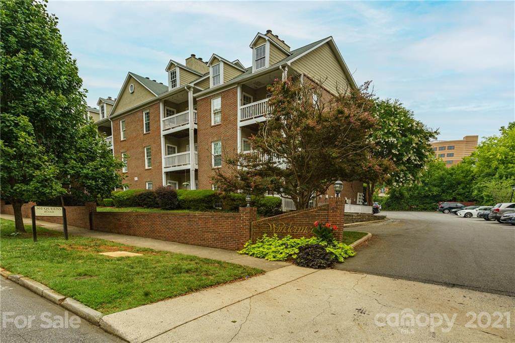 301 Queens Road - Photo 1