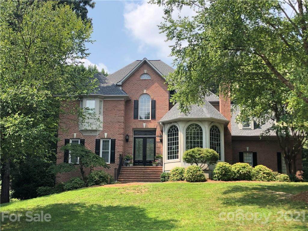 4696 Snow Drive - Photo 1