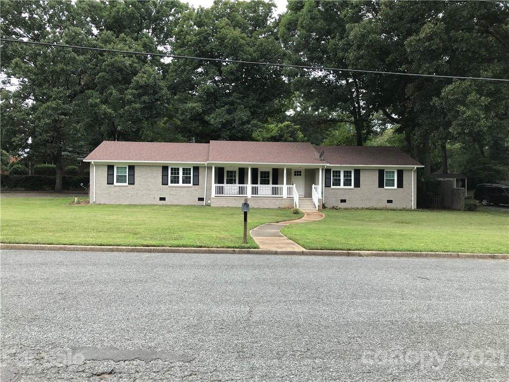 306 Westover Drive - Photo 1