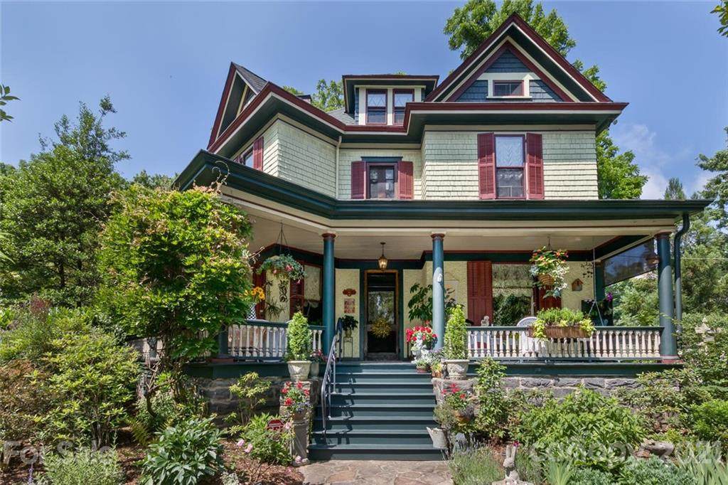 90 Cumberland Avenue - Photo 1