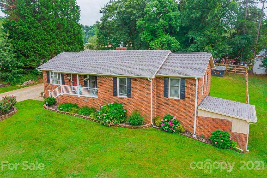 1609 Plumcrest Drive - Photo 1