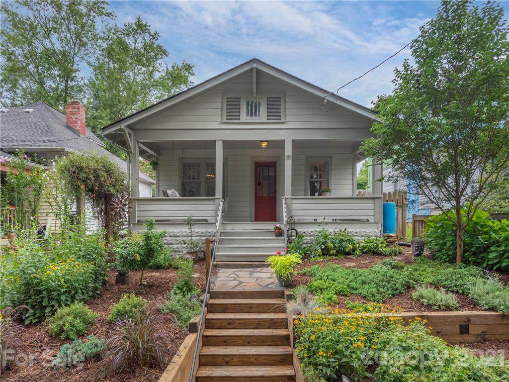 111 Montana Avenue - Photo 1