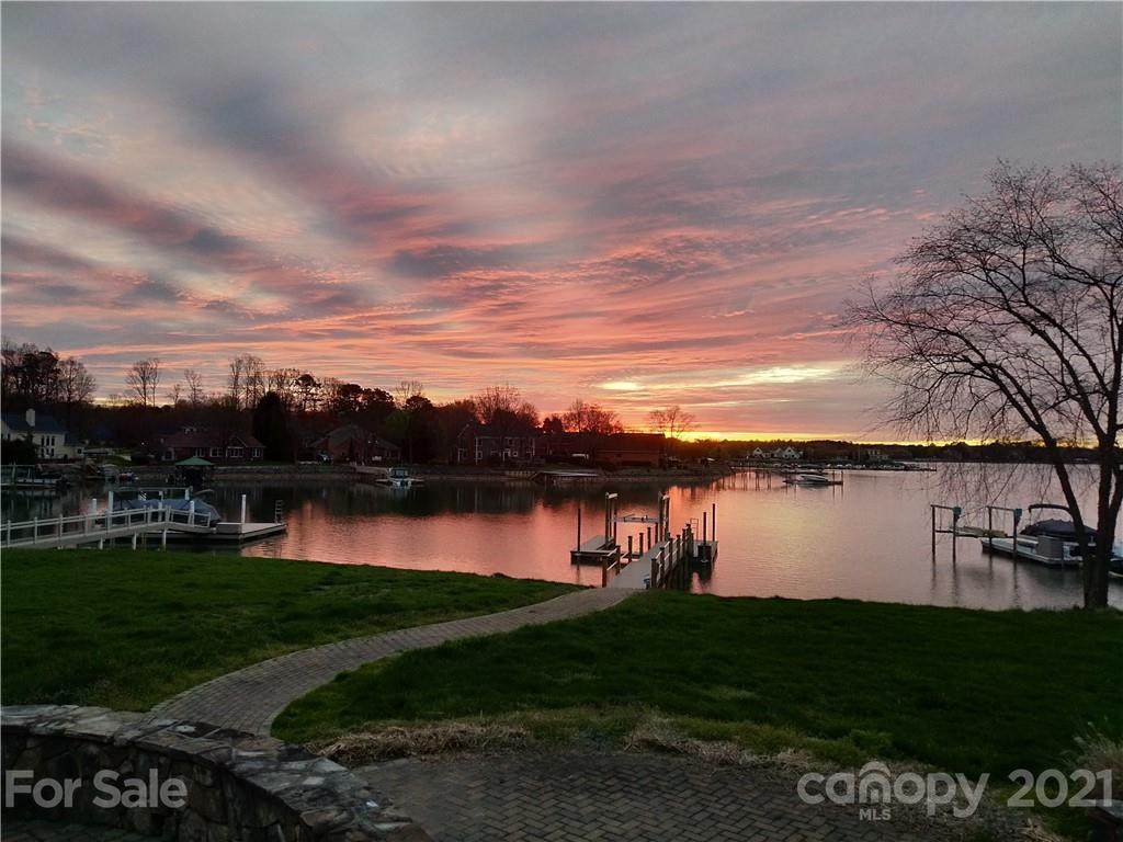 165 Knoxview Lane - Photo 1