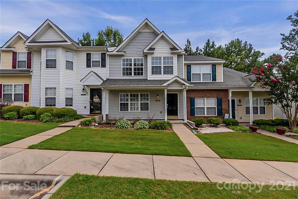 7355 Sun Dance Drive - Photo 1