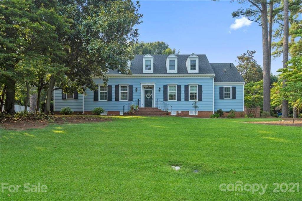 427 Windsor Terrace - Photo 1