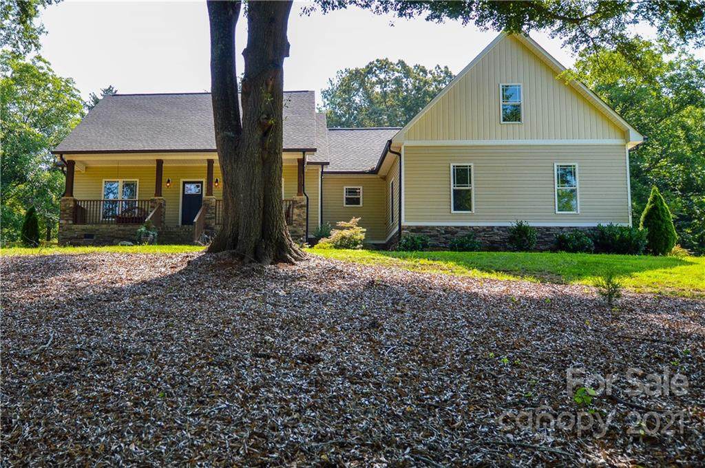 1170 Mount Pleasant Road - Photo 1