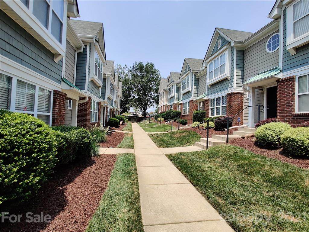 3263 Weston Street - Photo 1