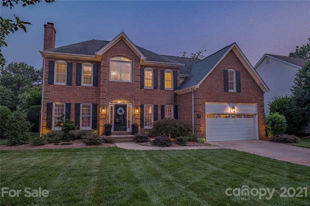 12714 Willingdon Road - Photo 1