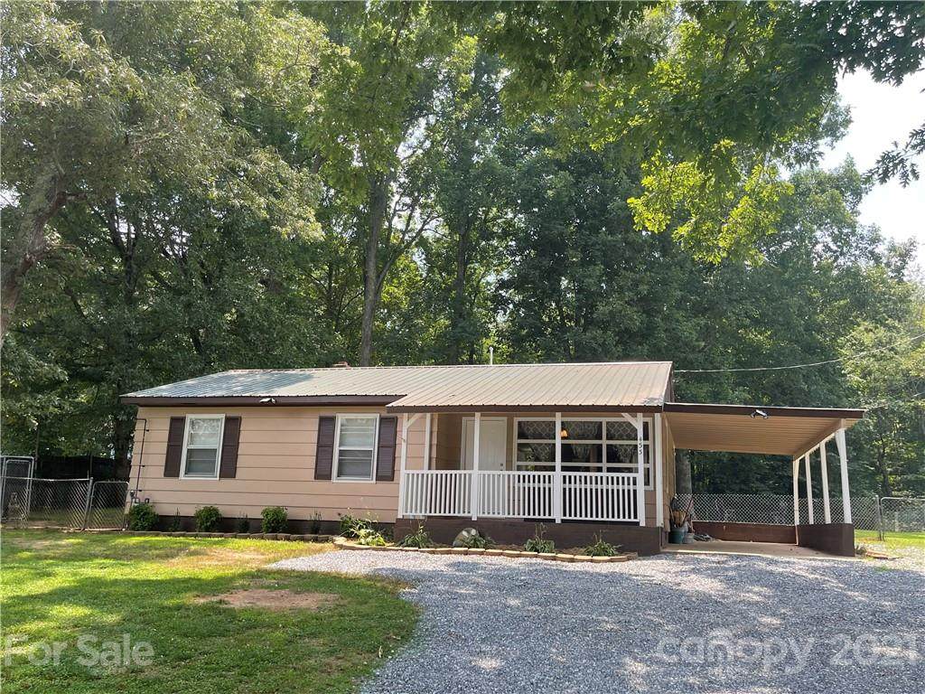 453 Swanson Drive - Photo 1