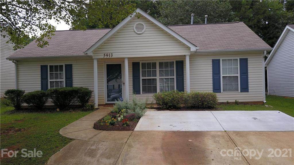 5913 Hamilton Oaks Drive - Photo 1