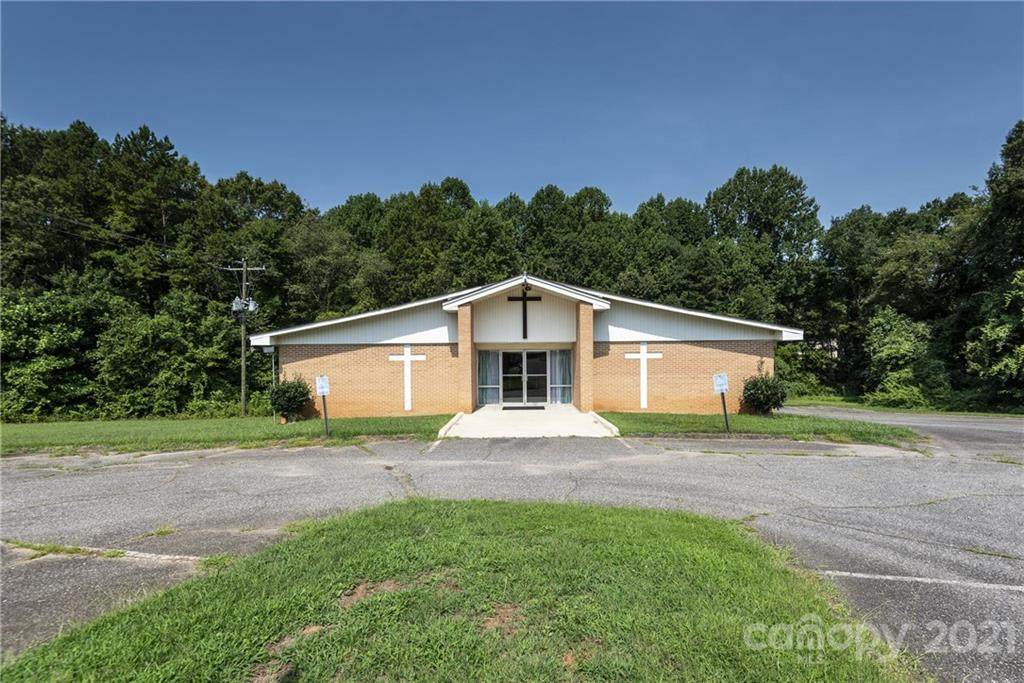 2903 Goble Street - Photo 1