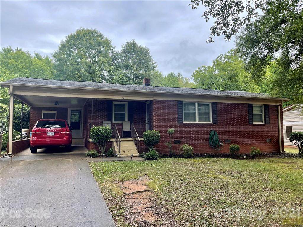 909 Wyke Road - Photo 1