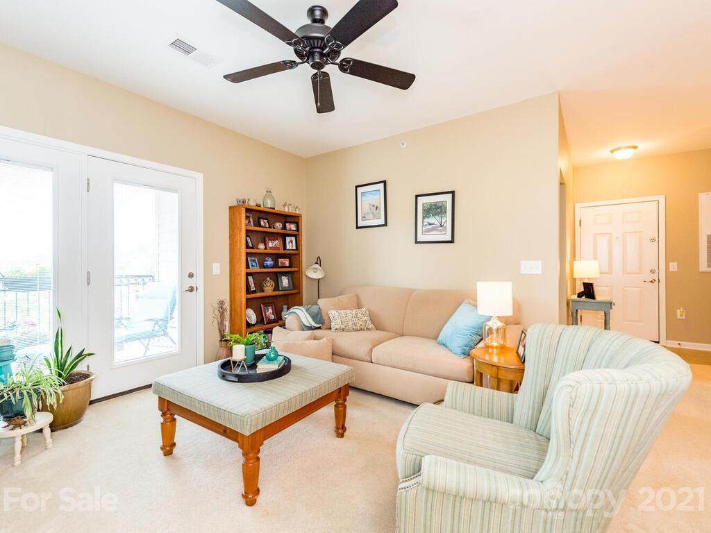 202 Brickton Village Circle - Photo 1