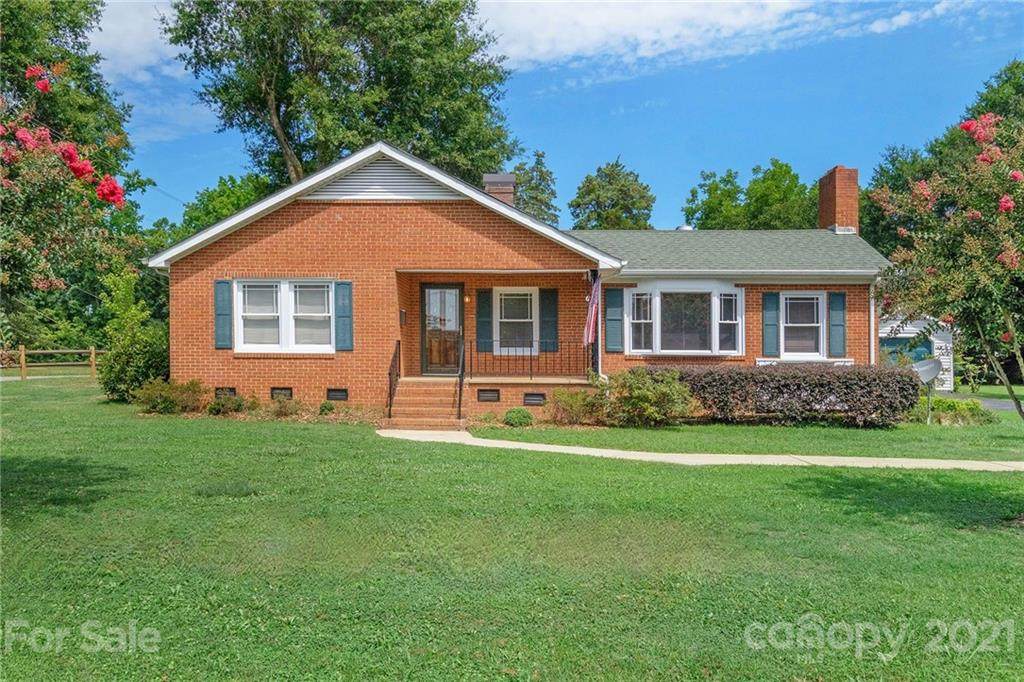118 Peach Orchard Road - Photo 1