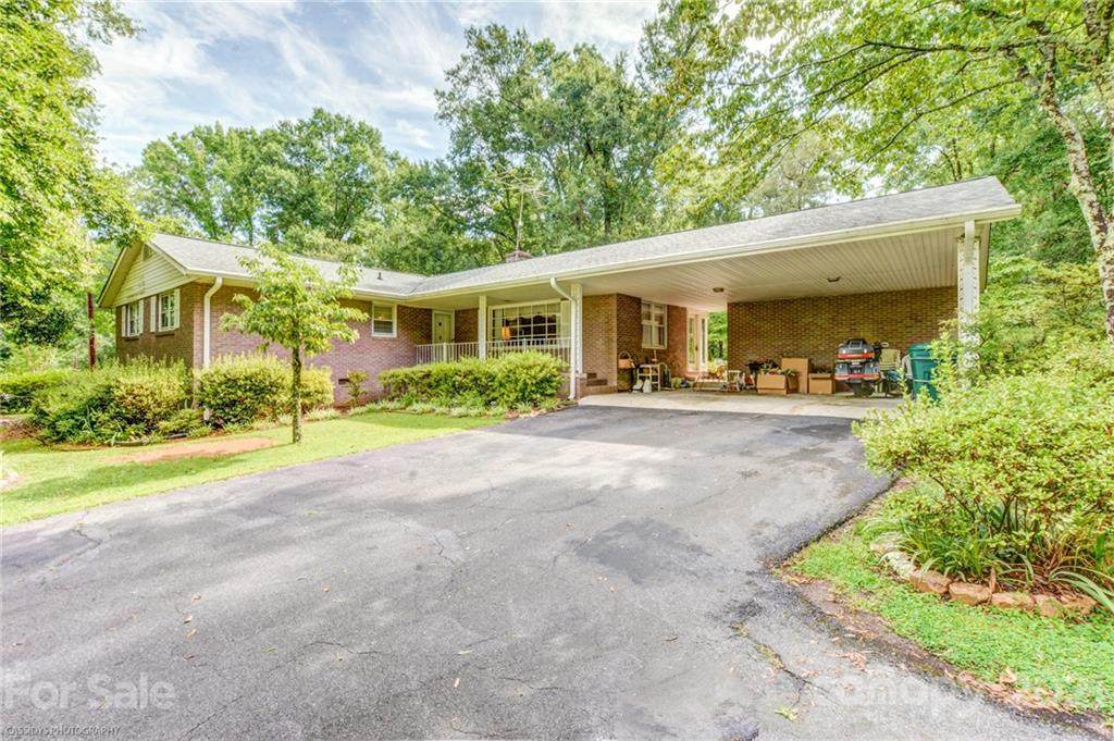 120 Harris Street - Photo 1