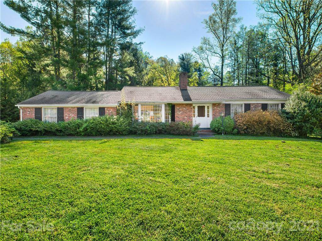 112 Hawthorn Drive - Photo 1