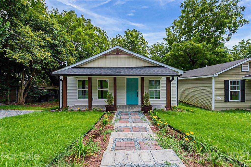 705 Summit Street - Photo 1