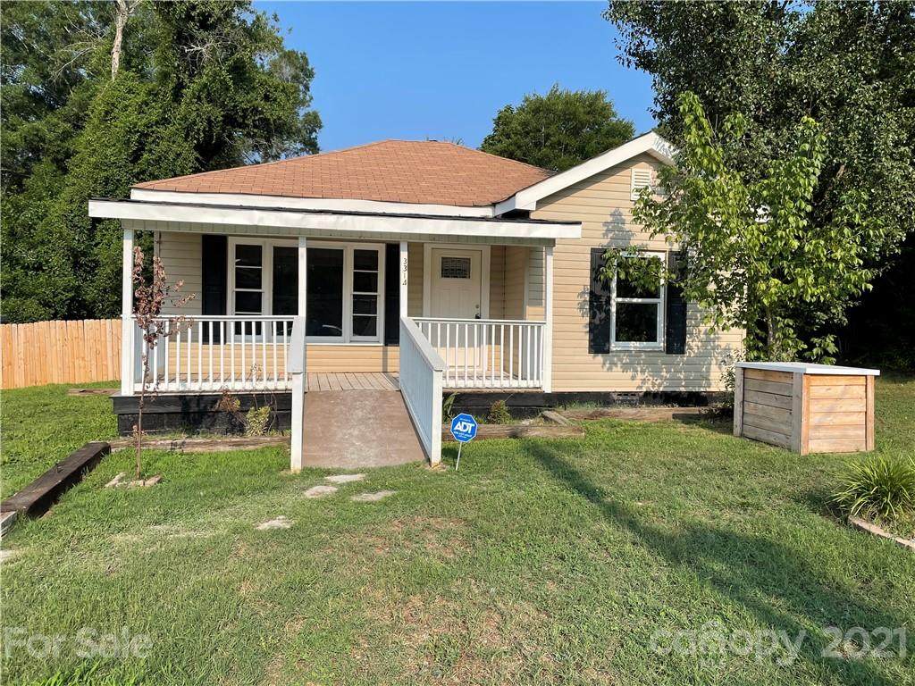 3314 Goble Street - Photo 1