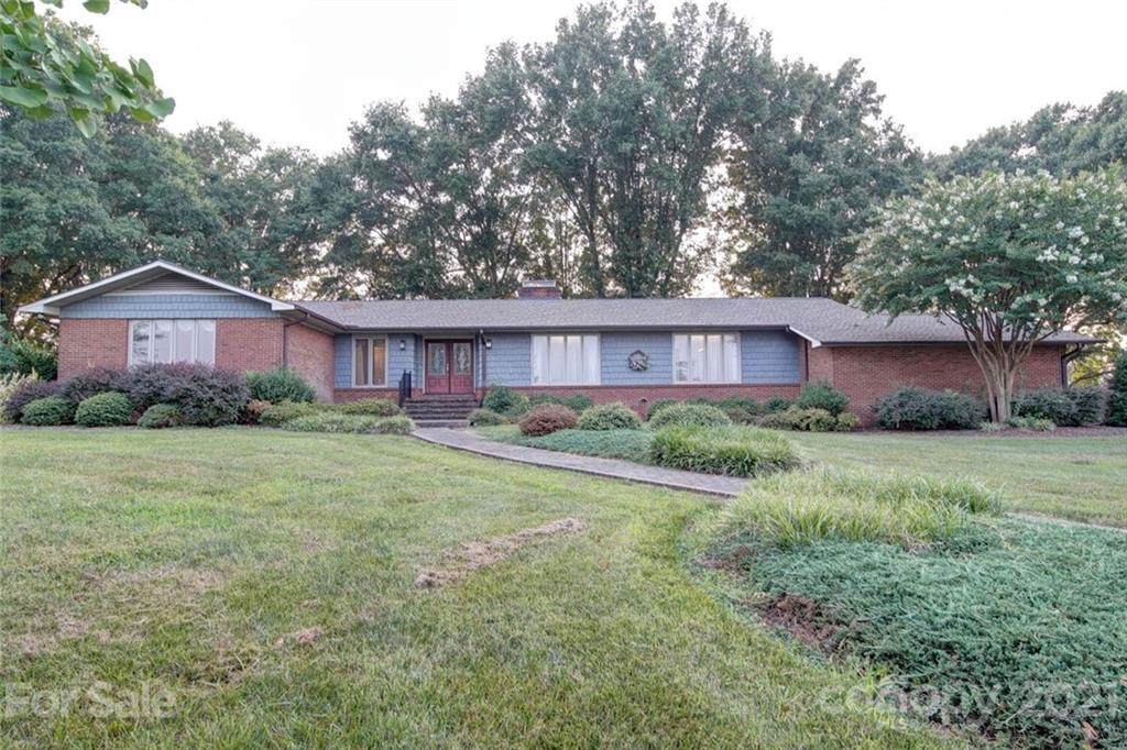1022 Renee Ford Road - Photo 1