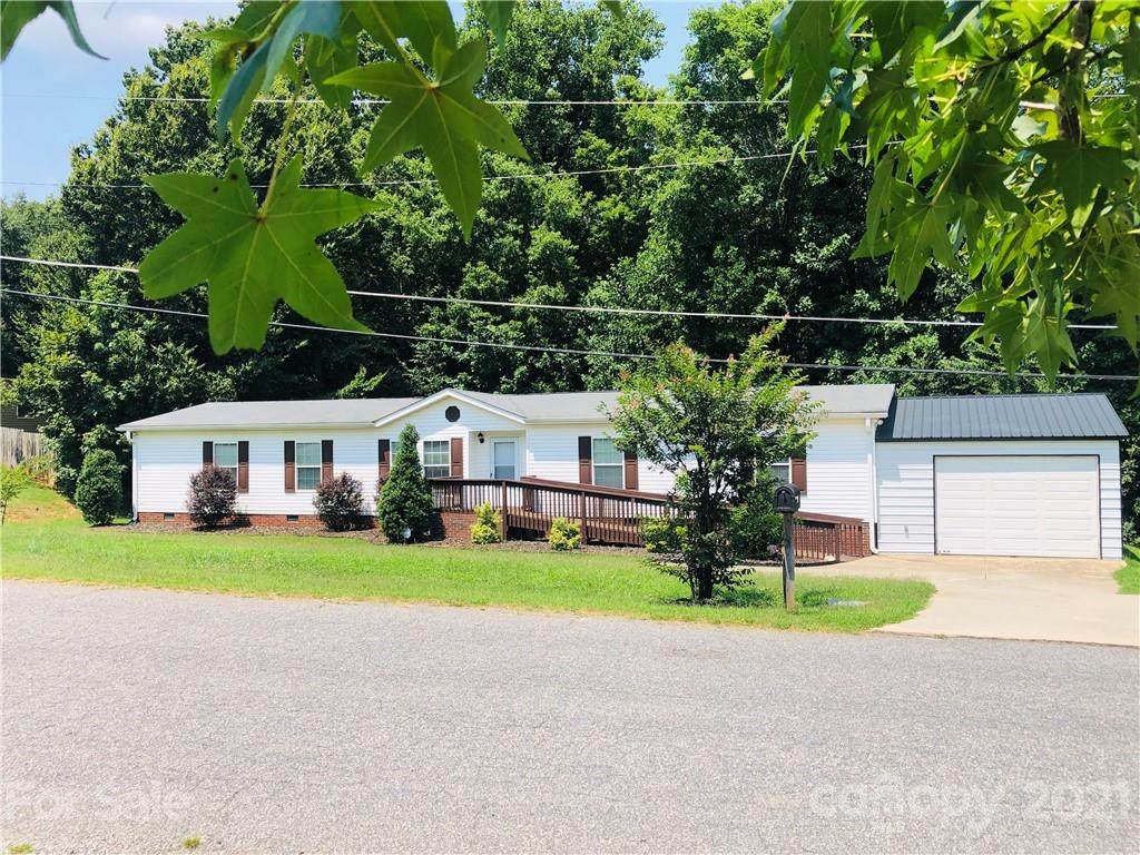 141 Oak Creek Road - Photo 1