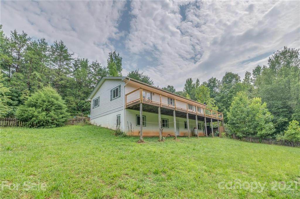 452 Walker Road - Photo 1