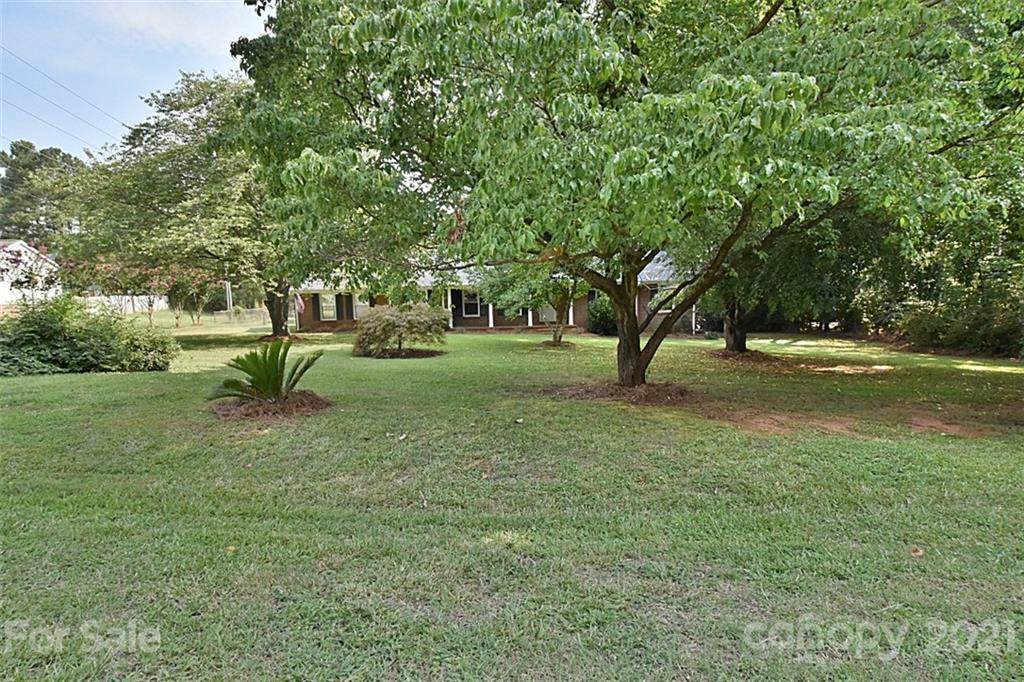 669 Wildwood Drive - Photo 1