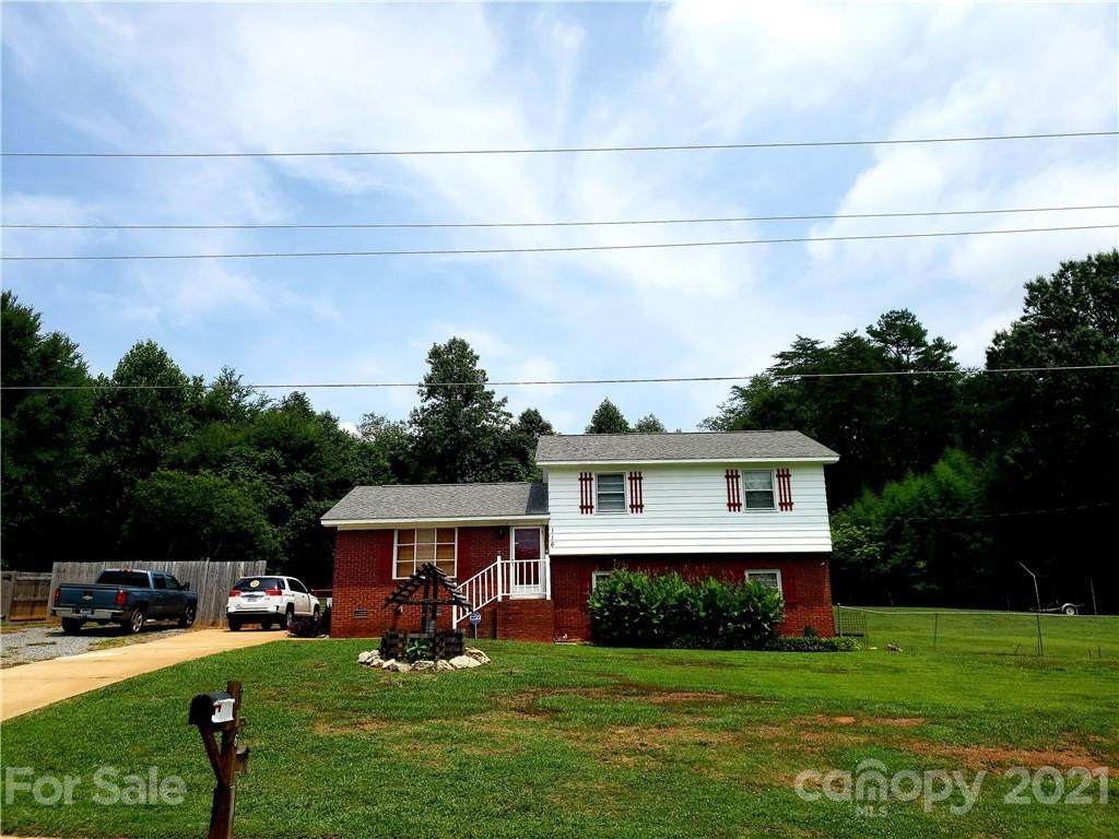 116 Donna Avenue - Photo 1