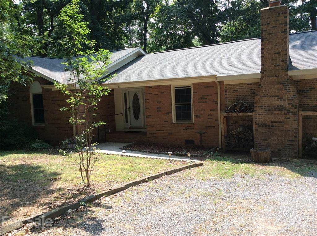 111 Kings Drive - Photo 1
