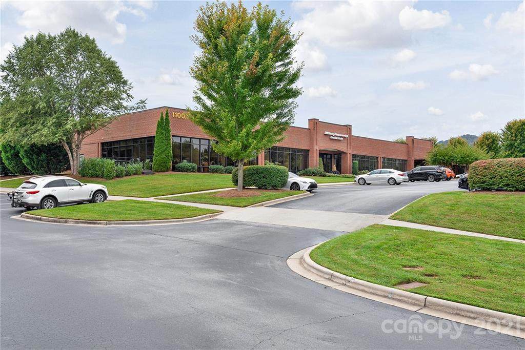 1100 Ridgefield Boulevard - Photo 1