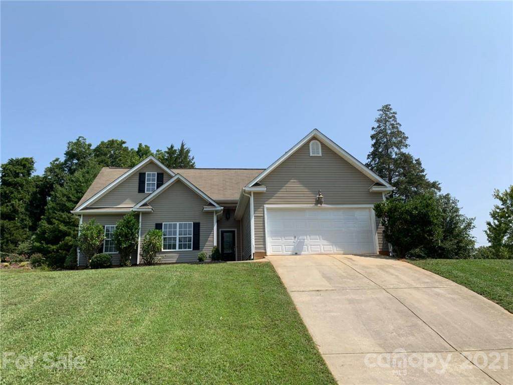 3885 Graywood Drive - Photo 1