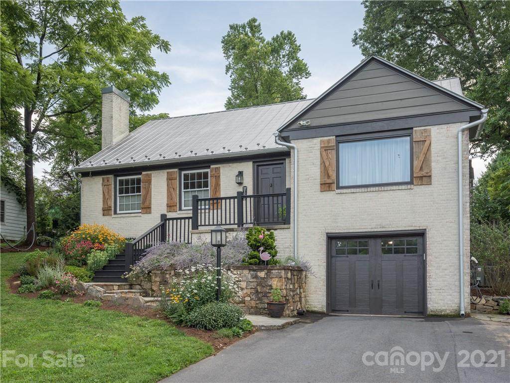 140 Lakeview Avenue - Photo 1
