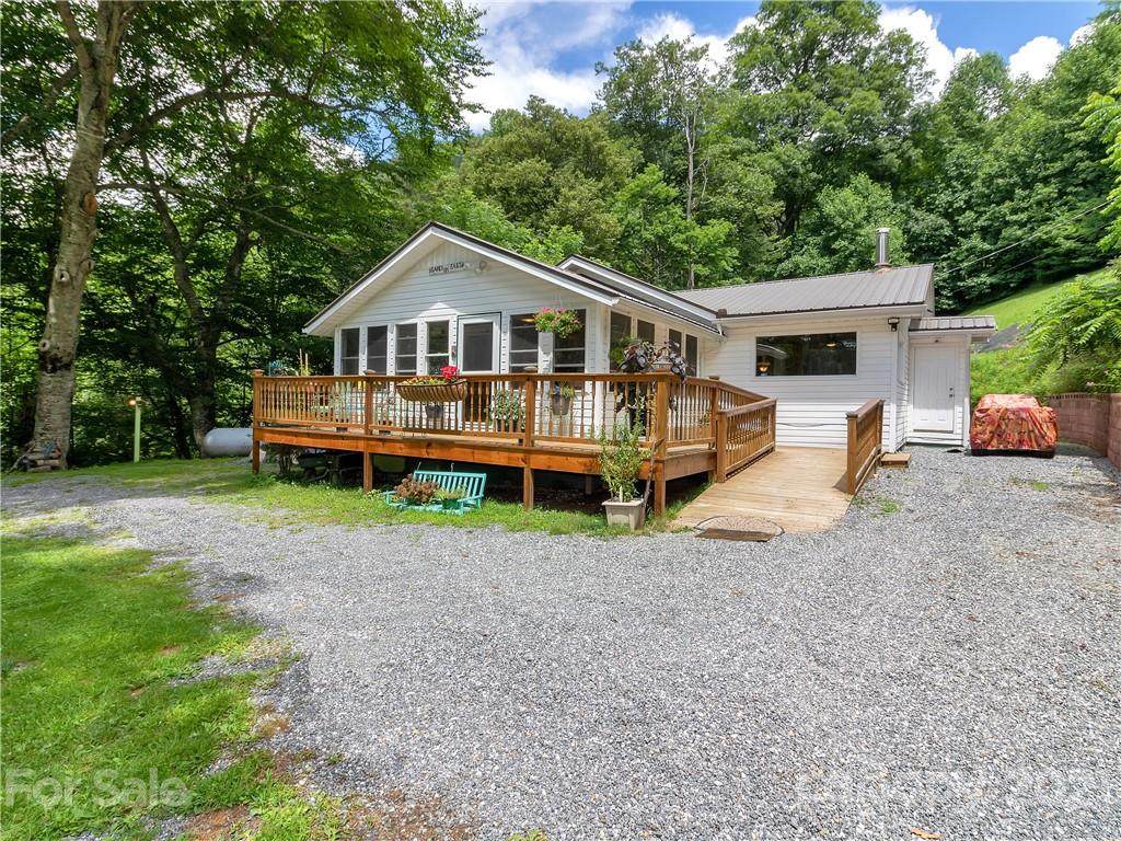 992 Grays Ridge Road - Photo 1
