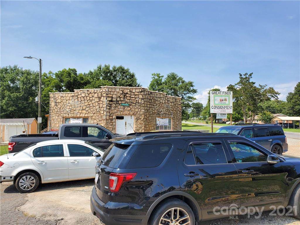 1201 Us 221 Highway - Photo 1
