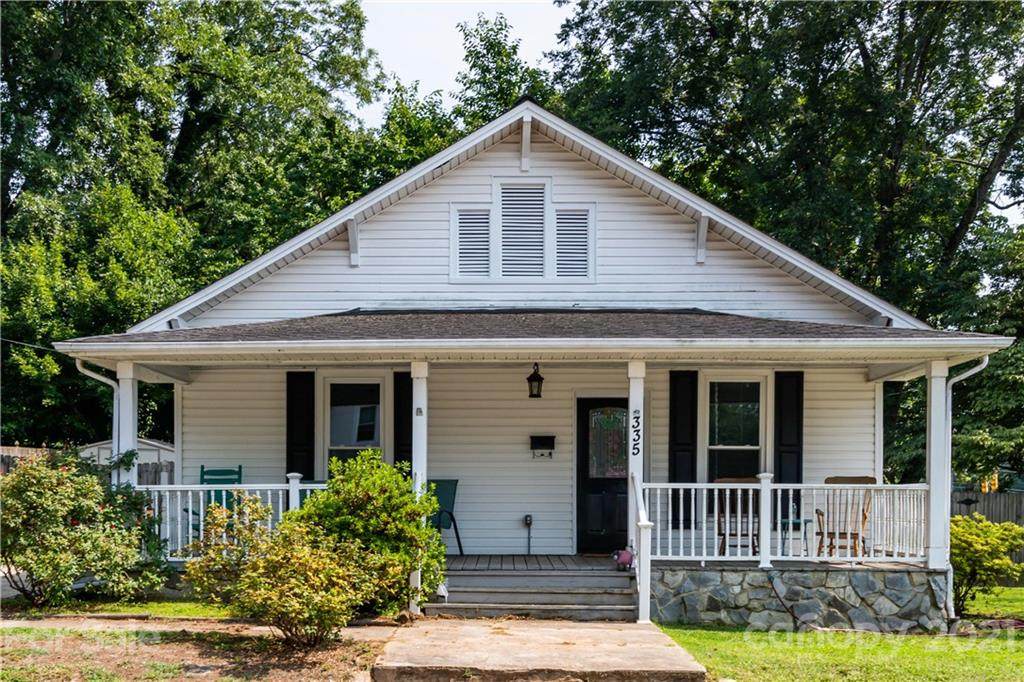 335 Sycamore Street - Photo 1