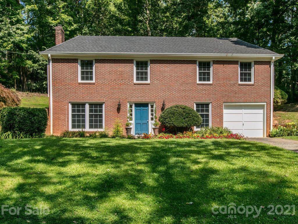 277 Foxcroft Drive - Photo 1