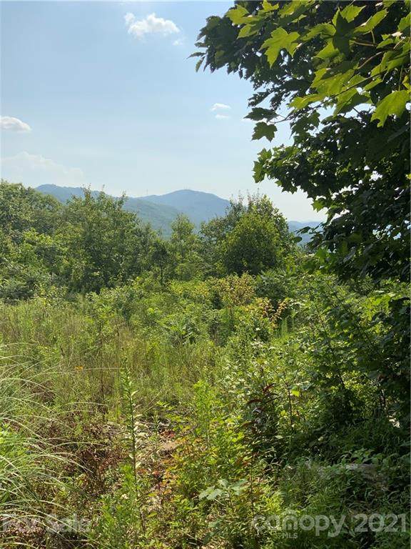 1400 Holiday Drive - Photo 1